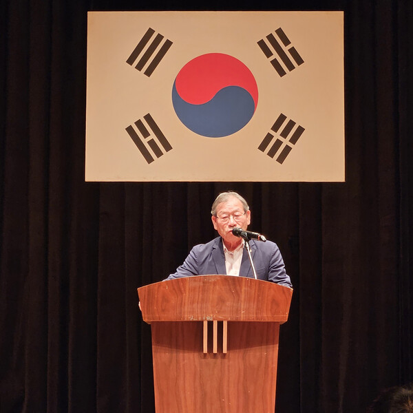 박종민 강진문화원장이 격려사를 하고 있다.(사진=김필수 기자)