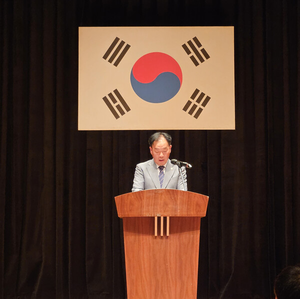 서순선 강진군의회 의장이 축사를 하고 있다.(사진=김필수 기자)