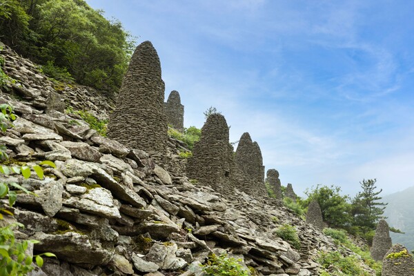 보성군, 오봉산 용추동과 칼바위 일원 명승 지정. 사진은 오봉산 돌탑 (사진=보성군)